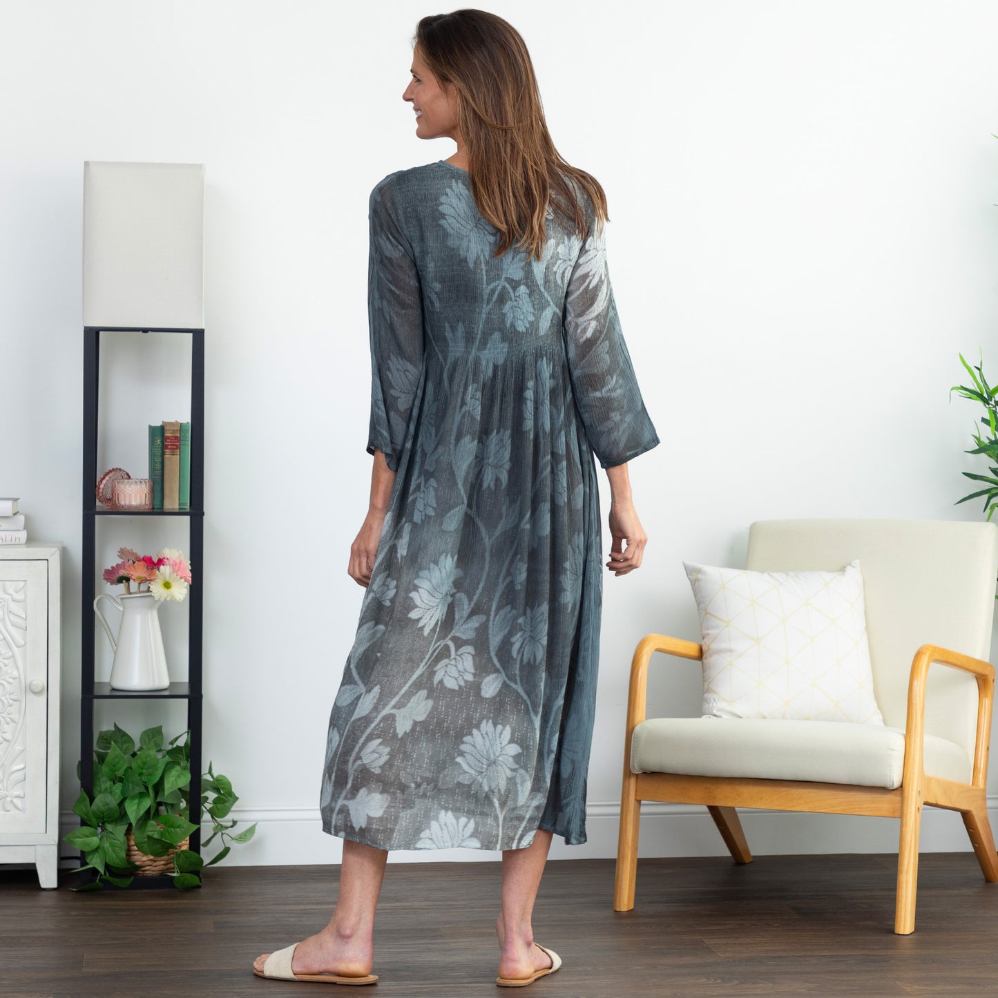 Earth & Flower 3/4 Sleeve Midi Dress