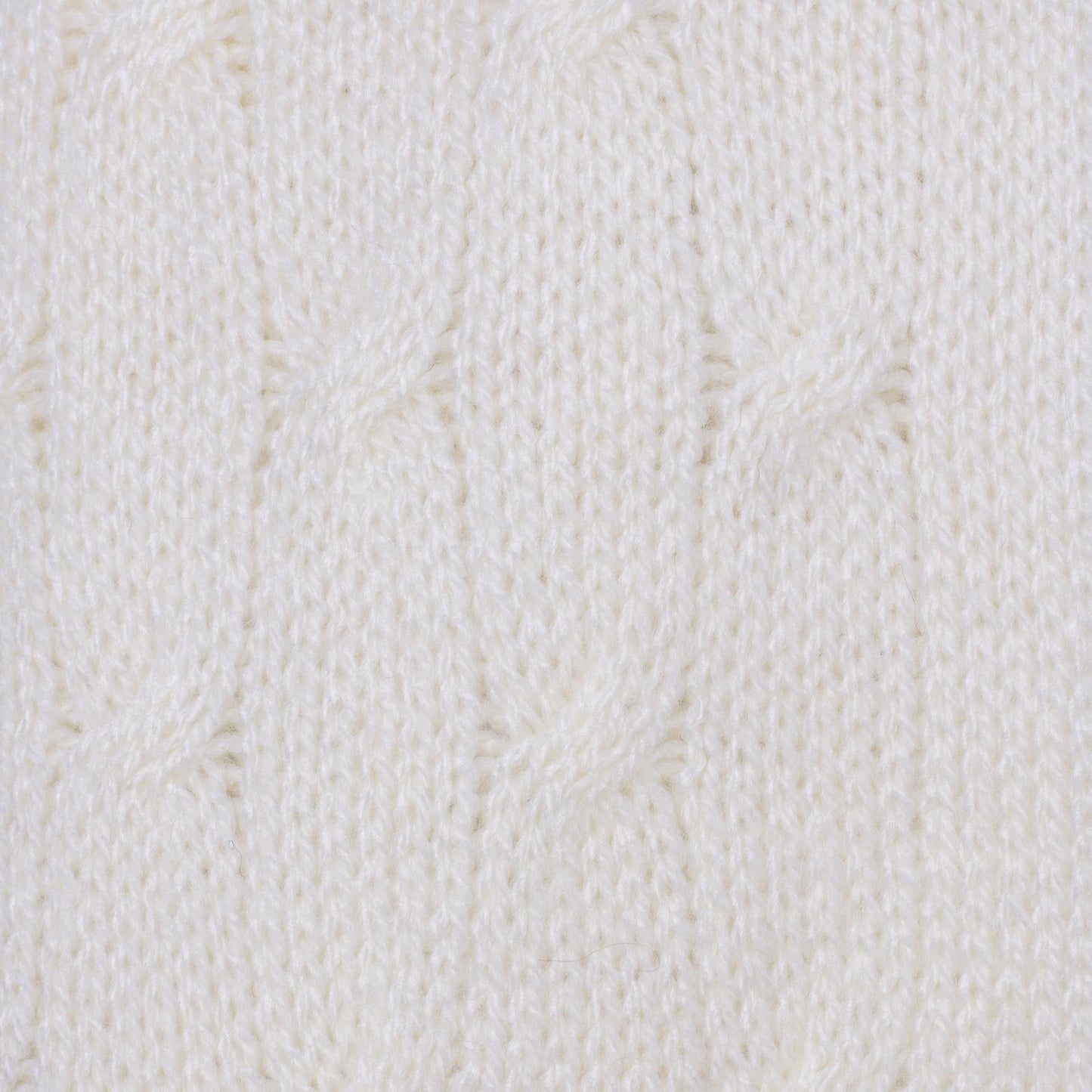 Soft Winter White Cable Knit Scarf