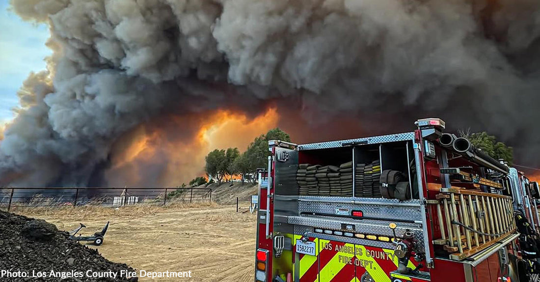 Fast-Spreading Hughes Fire in LA County Forces Tens of Thousands to Evacuate