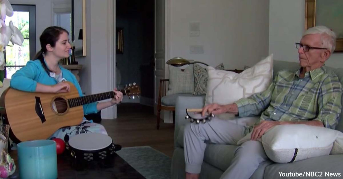 A Music Therapist Puts on a Life-Changing Performance for Dementia Patients from Naples