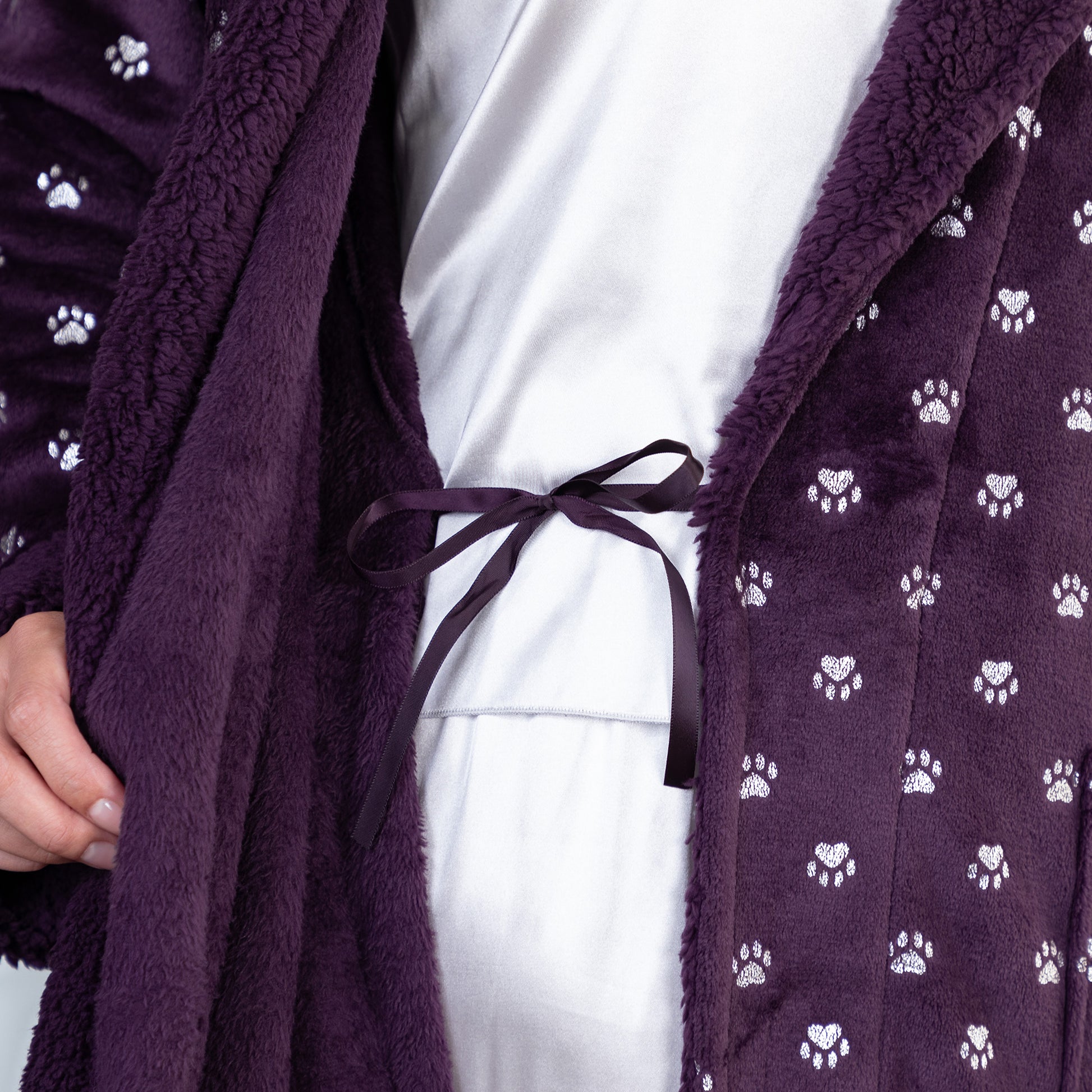 purple hooded dressing gown YOURS Plus Size Purple Hooded Dressing Gown