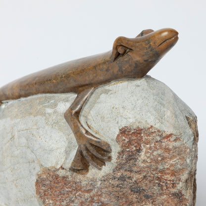 Hand-Carved Lizard on Serpentine Stone Figurine