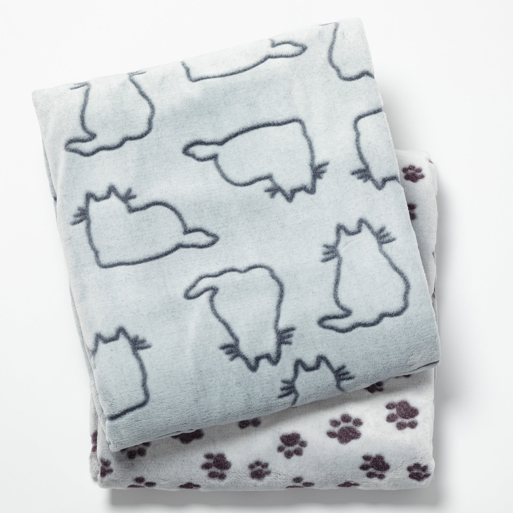 Illustration of Fleece Fabric Toxicity In Rescue Dogs