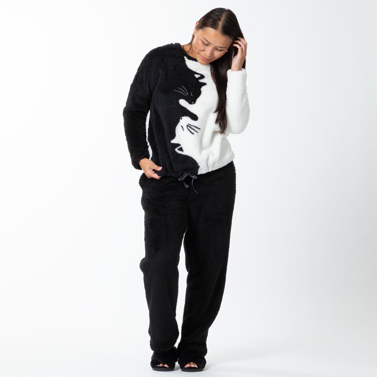 Snuggle Cats Fleece Loungewear Set
