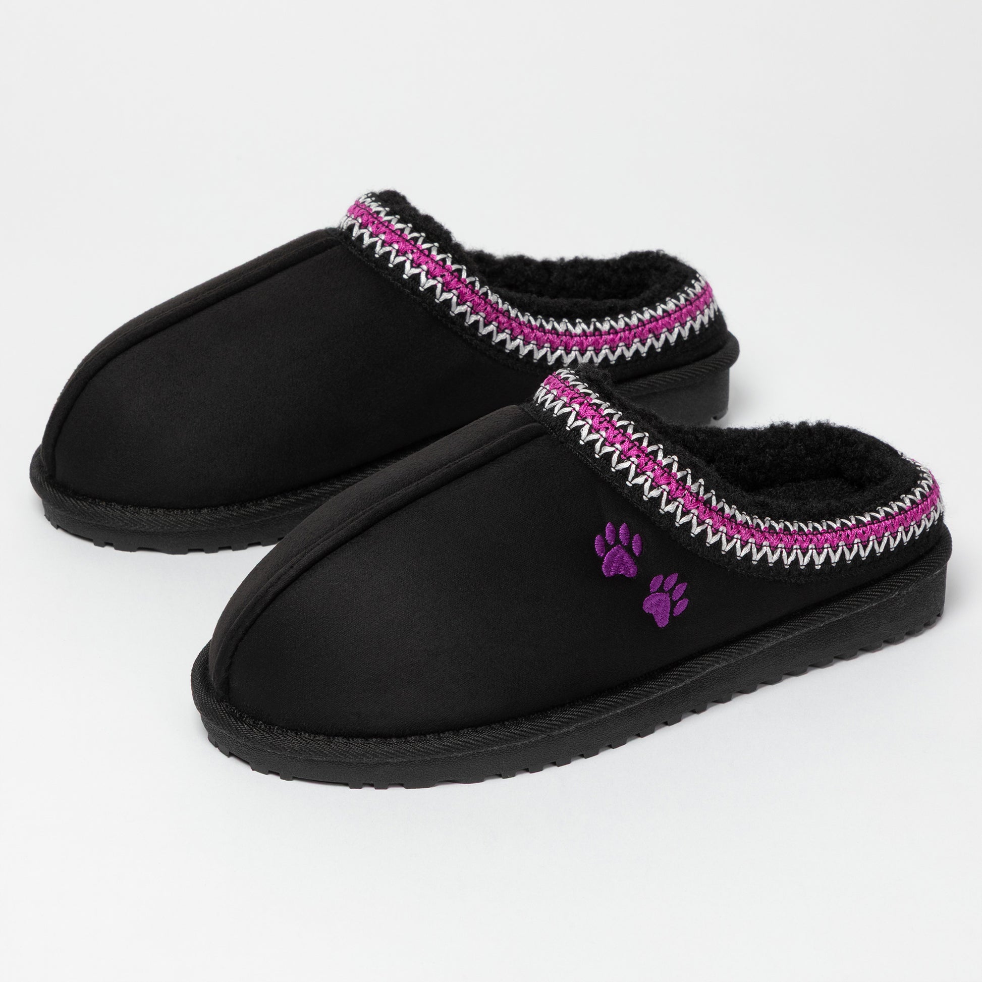 Black slippers with fuchsia and white trim, a pair of purple embroidered paws on the side, on a white background.