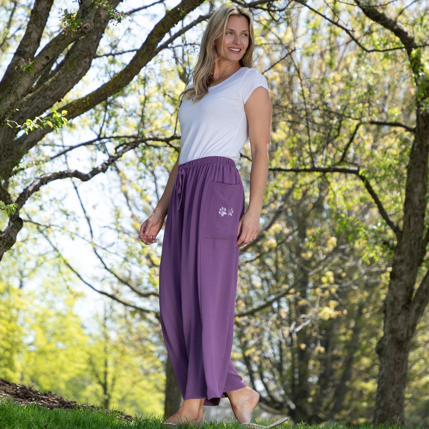 Paw Print Relaxed Lightweight Wide Leg Pants with Pockets