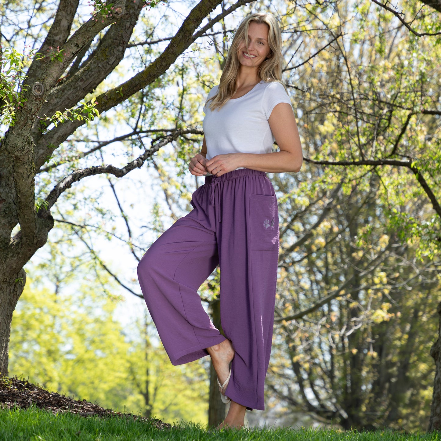 Paw Print Relaxed Lightweight Wide Leg Pants with Pockets