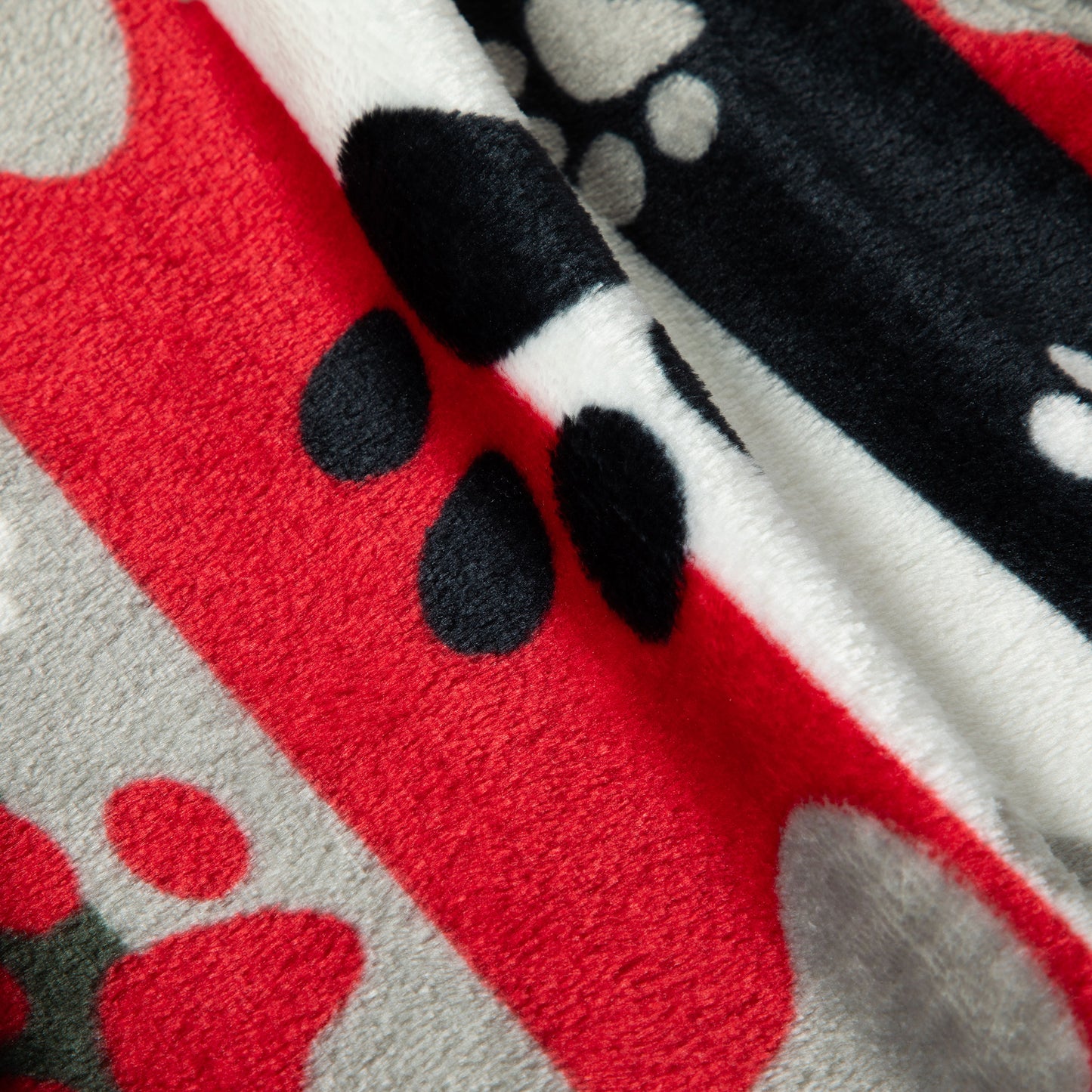 Super Cozy&trade; Fleece Paw Print Throw Blanket