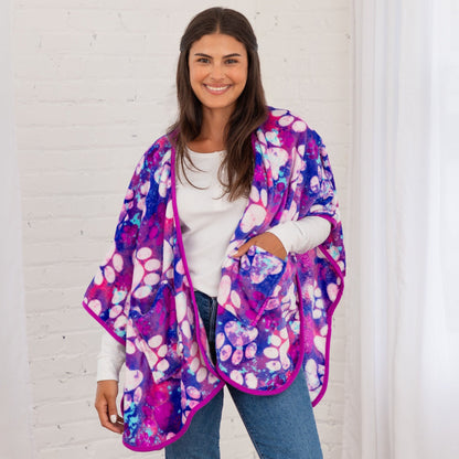 Super Cozy&trade; Paw Print Pocket Shawl