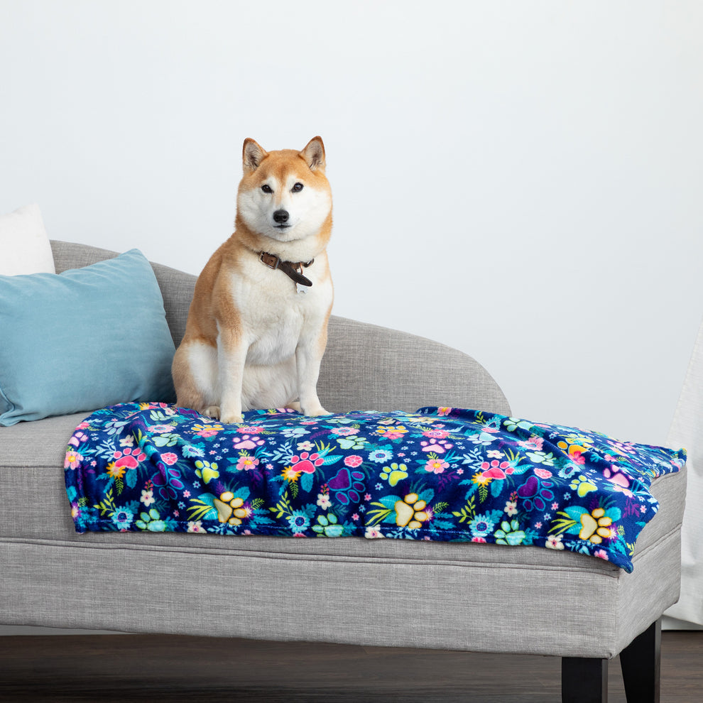 Super Cozy™ Pet Blanket | The Animal Rescue Site
