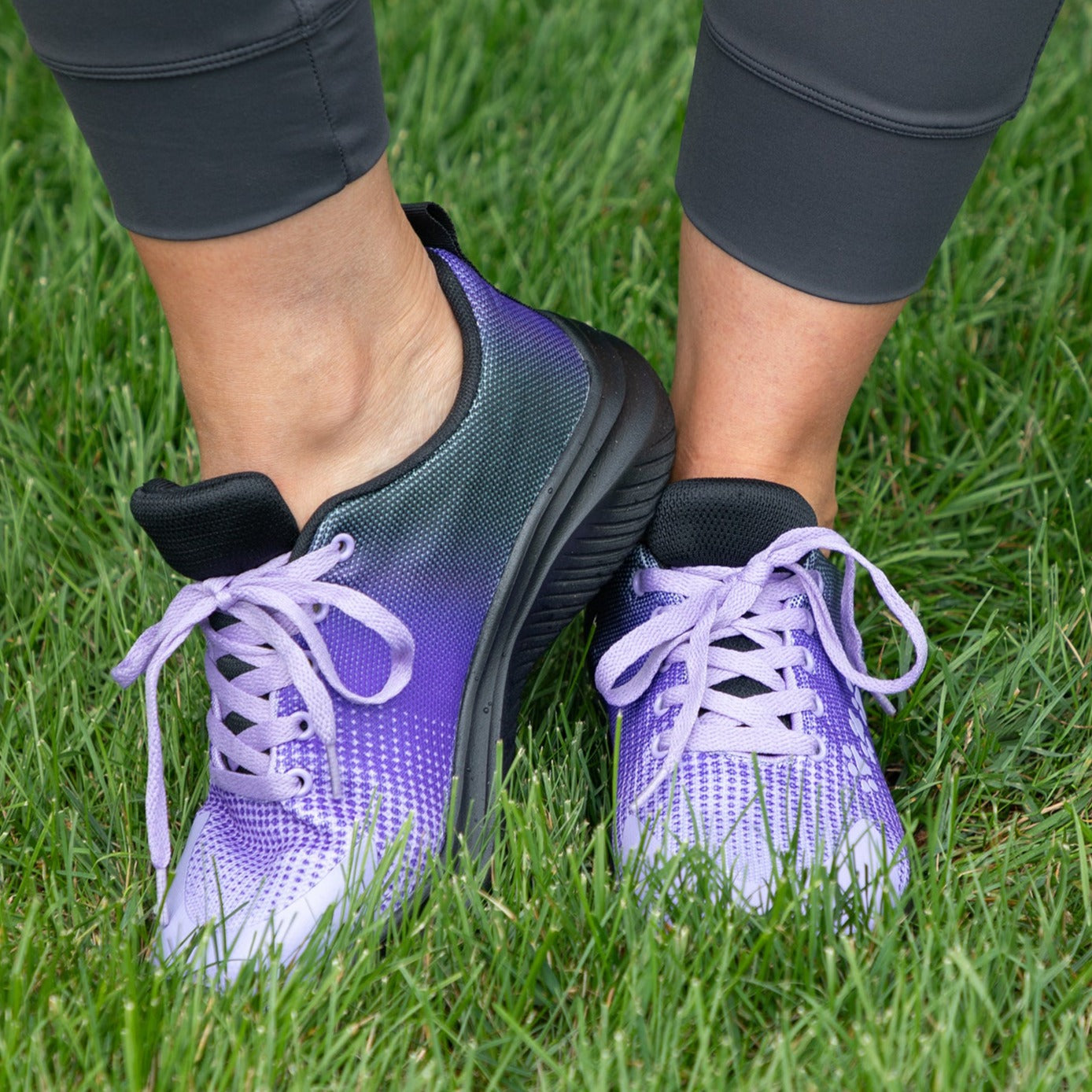 Ombre Paw Print Walking Shoes