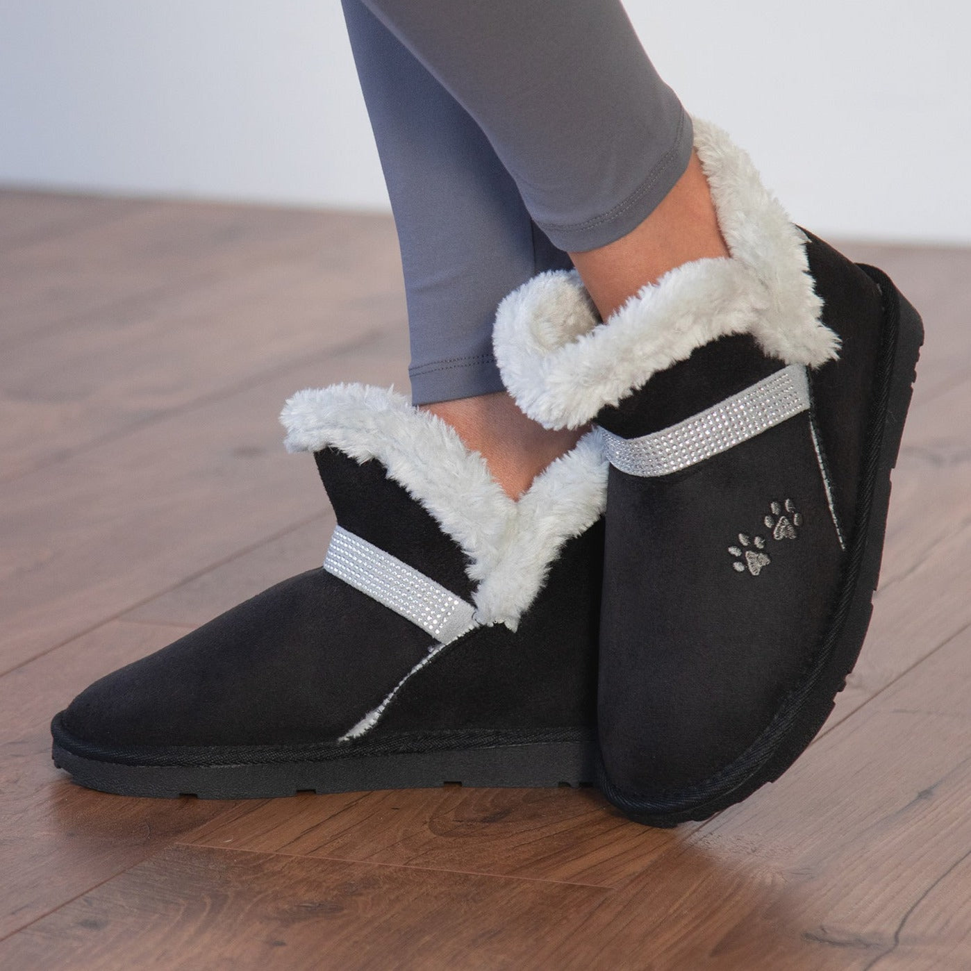 Paws boots online