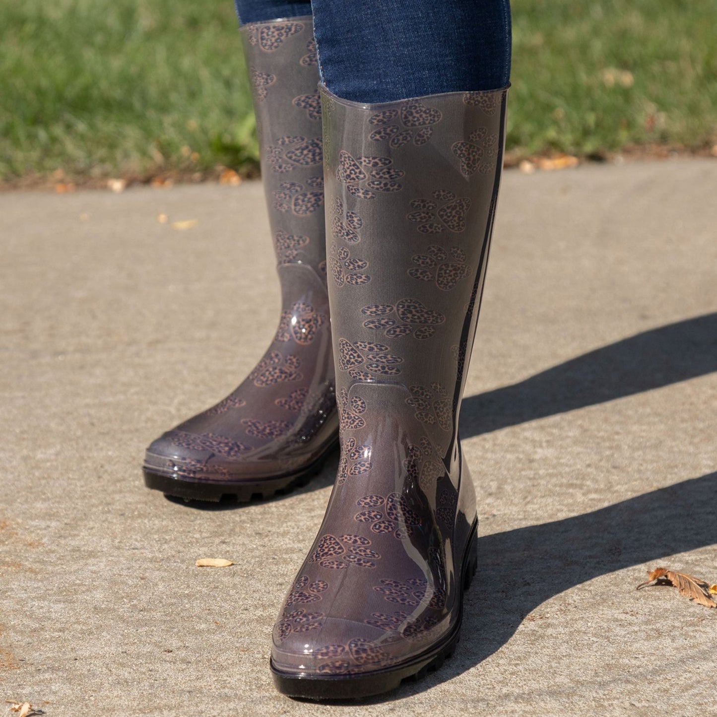 Ultralite&trade; Leopard Paw Print Rain Boots