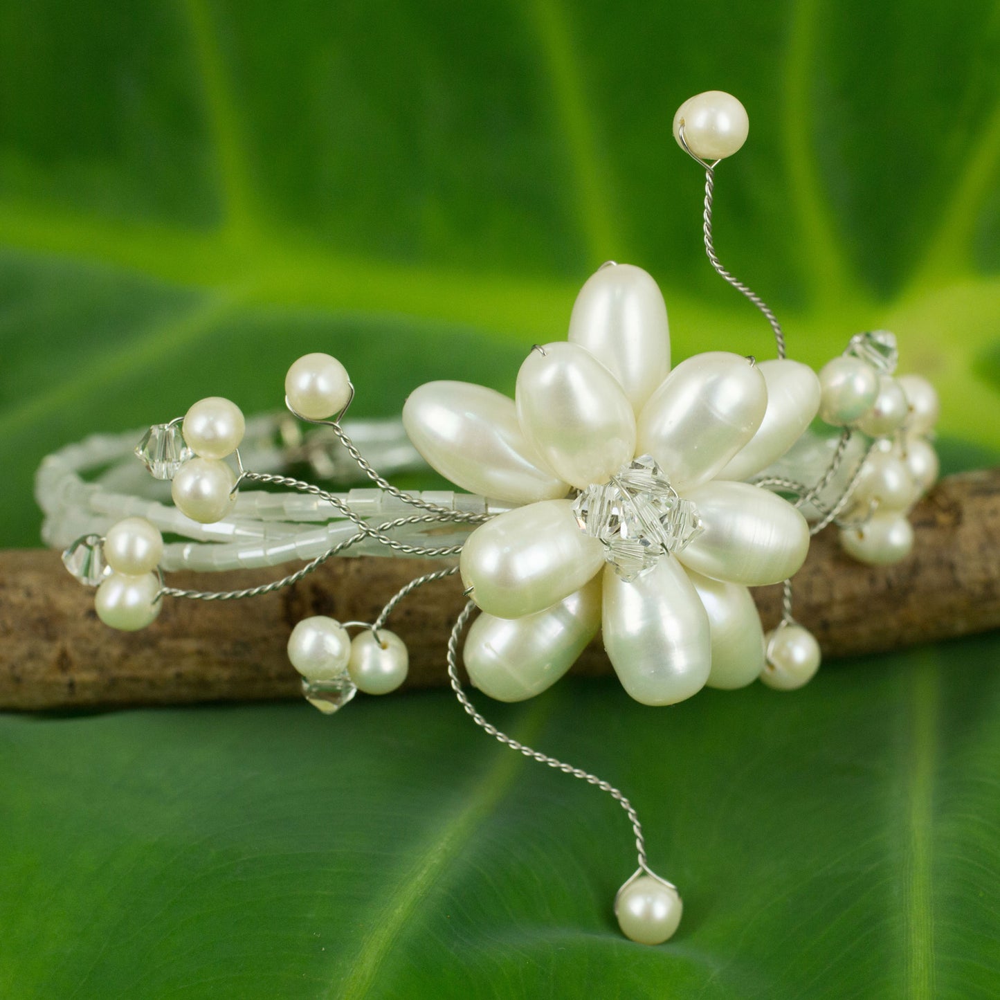 White Freshwater Pearl Bracelet