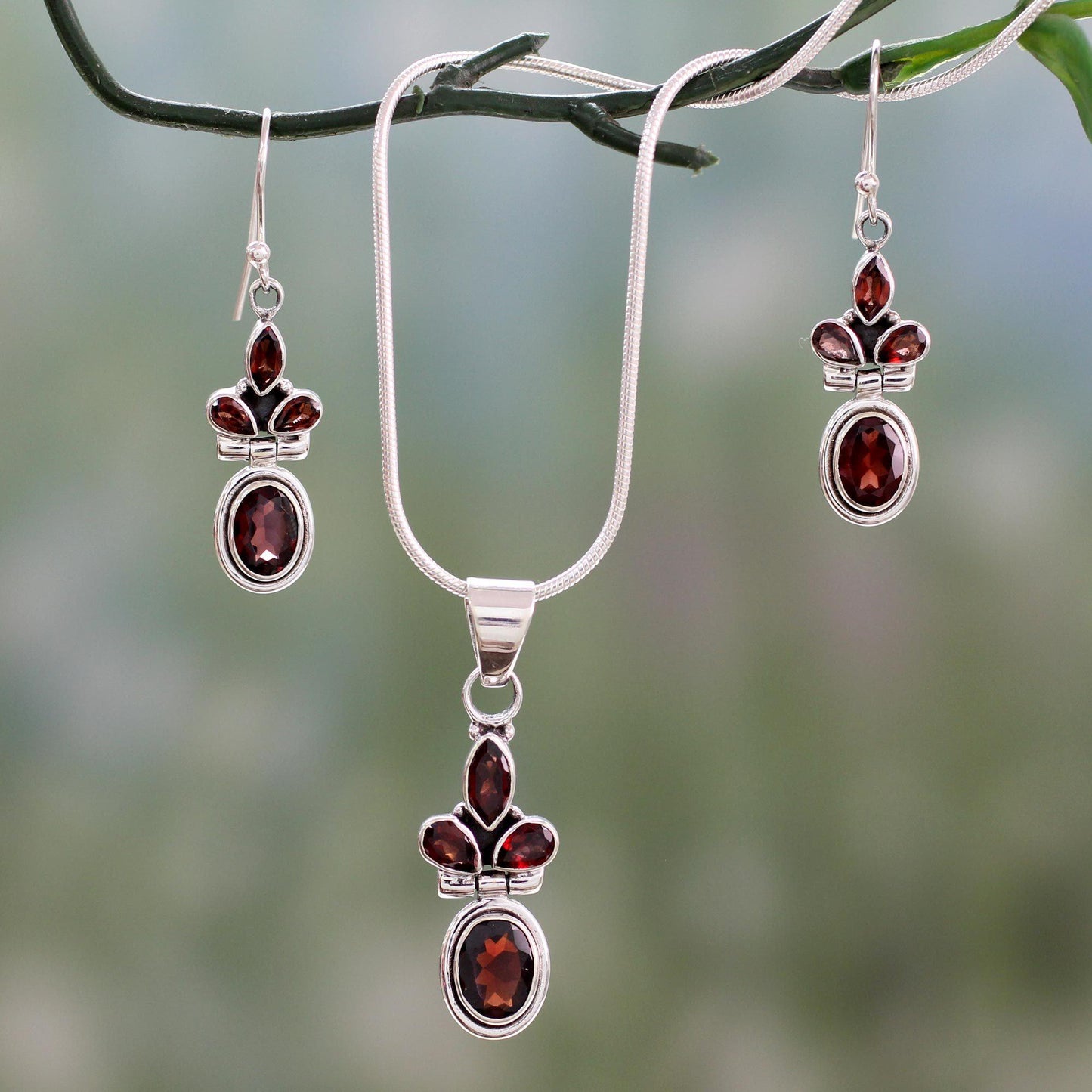 NOVICA - Silver & Garnet 'Eternal Love' Jewelry Set