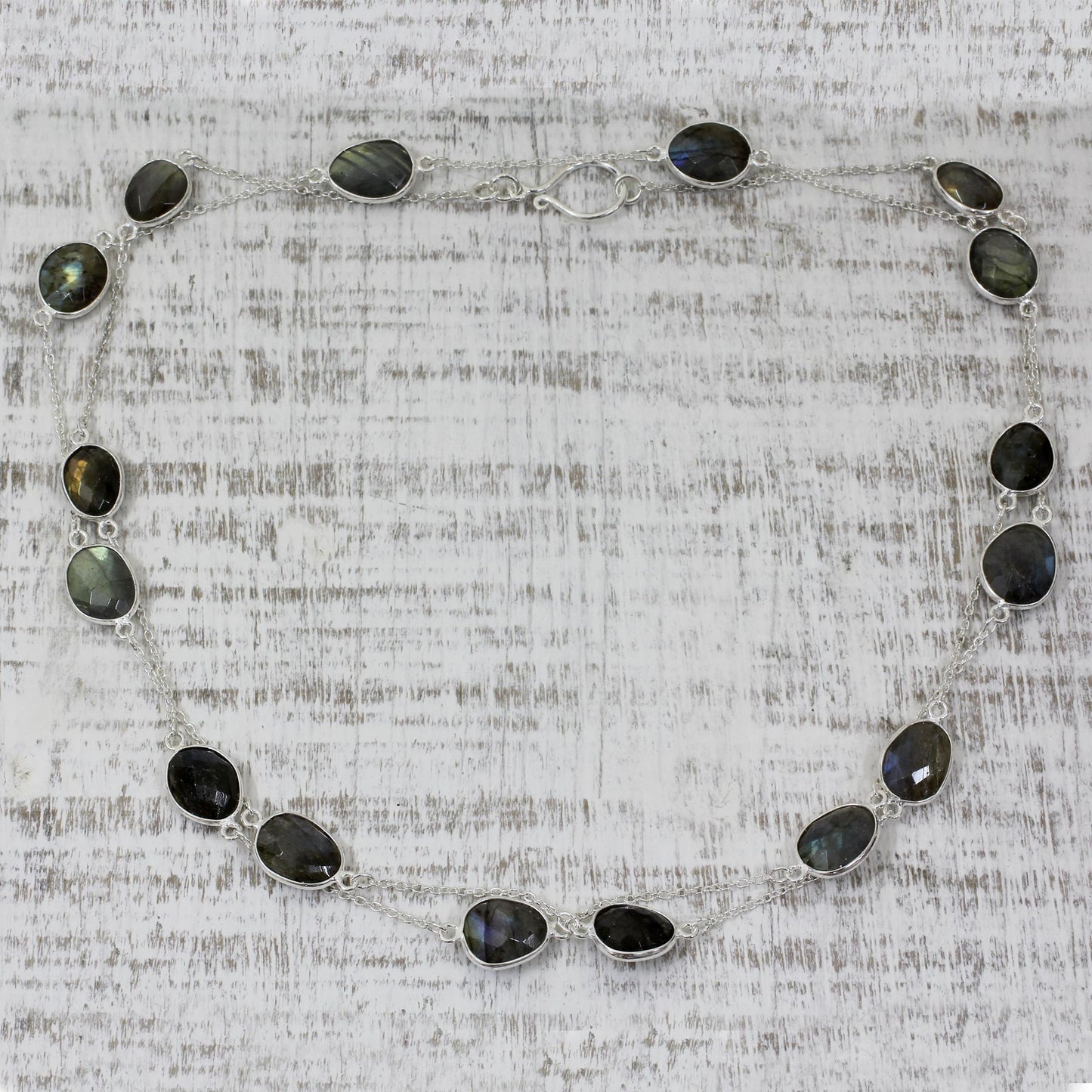 Duduma Majesty Labradorite Necklace