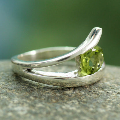 Dazzling Love Artisan Crafted Solitaire Peridot Ring from India