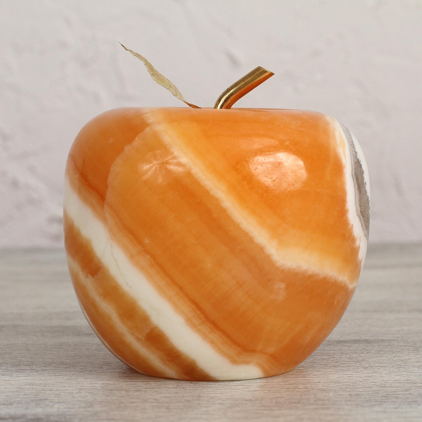 Tempting Apple Natural Onyx Fruit Figurine Sculpture