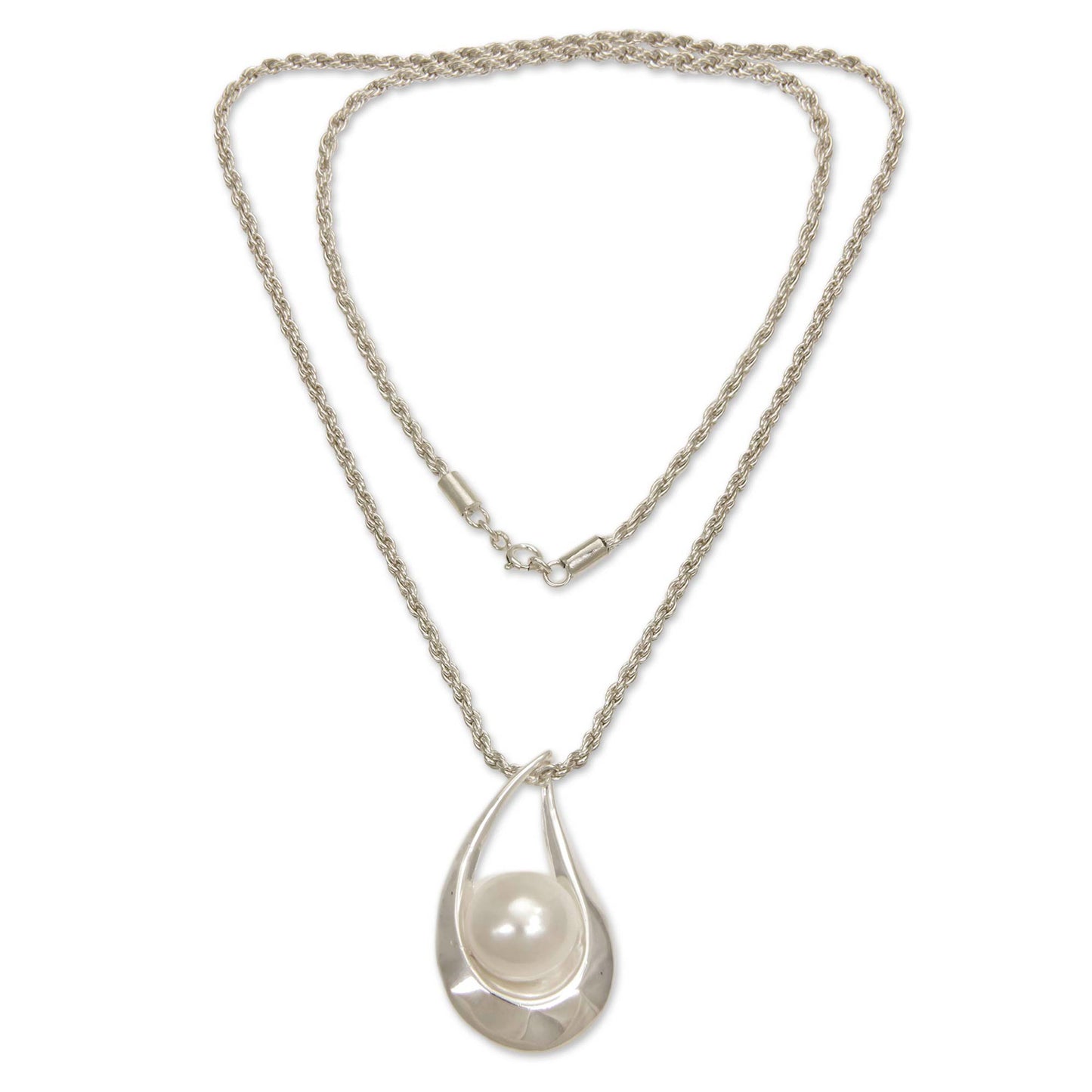 White Symphony Pearl and Silver Pendant Necklace