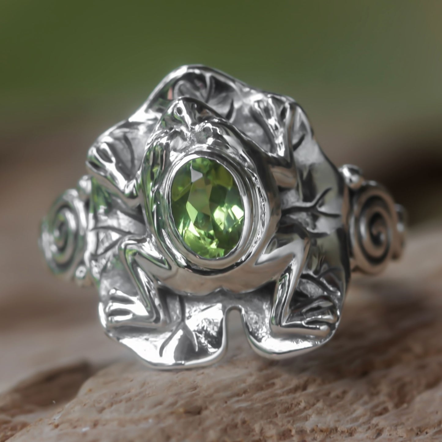 Green Rainforest Frog Silver Peridot Ring