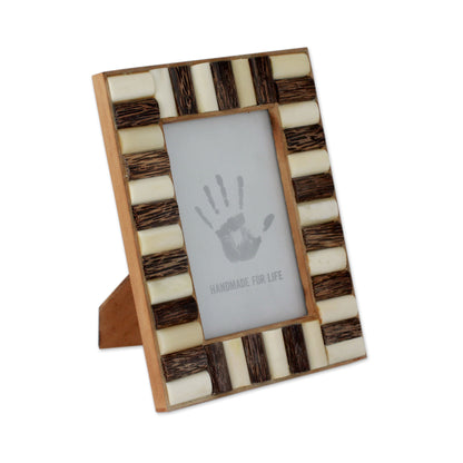 Forest Appeal Handcrafted Teak and Bone Photo Frame from India (4x6)