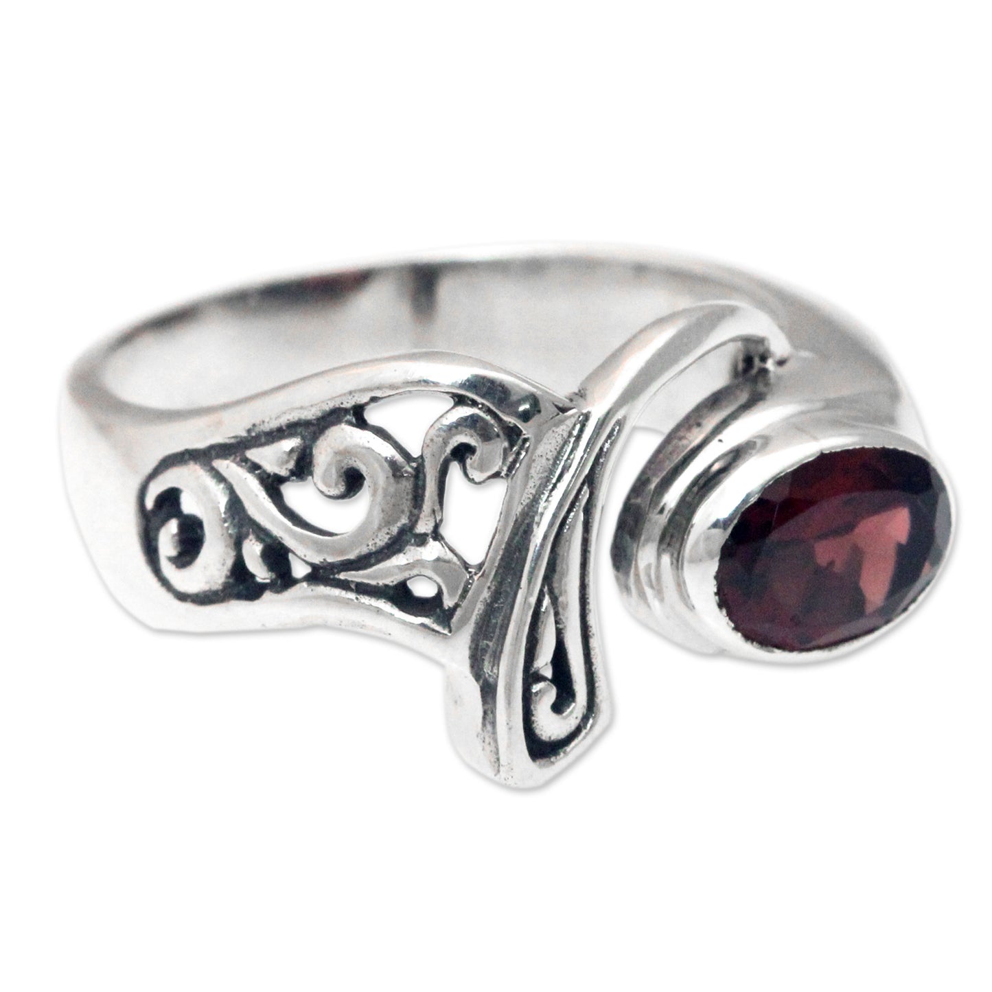 Jimbaran Sterling Silver & Garnet Ring