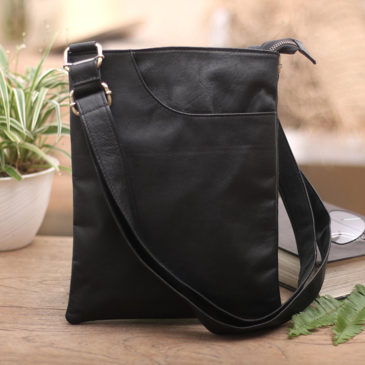 Reign of Jogja Versatile Black Leather Shoulder Bag with Multi Pockets