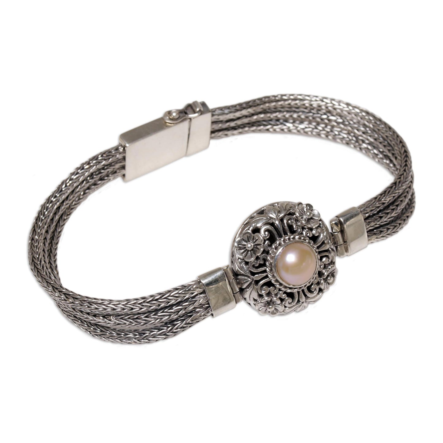 Floral Nobility Pearl & Silver Floral Pendant Bracelet
