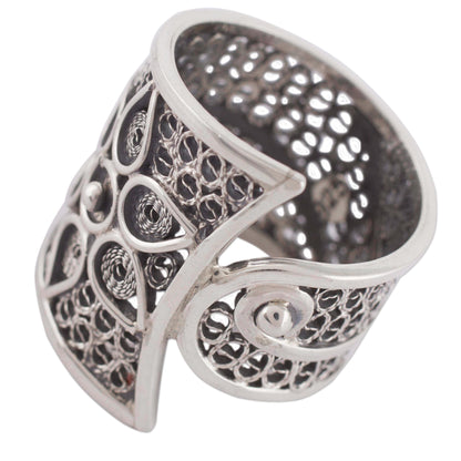 Magical Flower Vine Sterling Silver Floral Filigree Band Ring from Peru