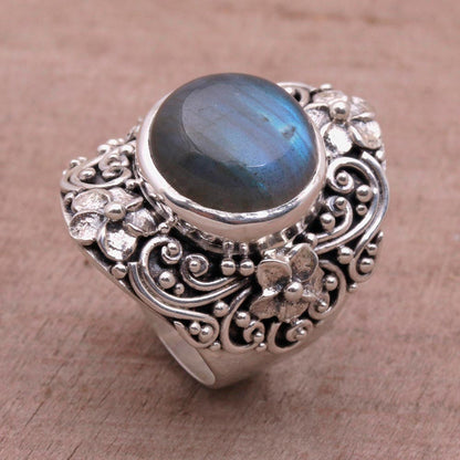 Jepun Mists Labradorite and Sterling Silver Dome Ring from Bali