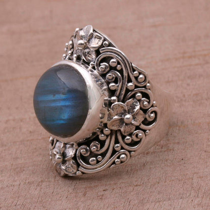 Jepun Mists Labradorite and Sterling Silver Dome Ring from Bali