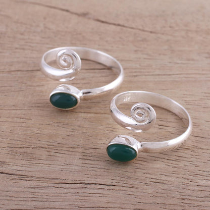 Green Curl Two Green Onyx and Sterling Silver Toe Rings from India