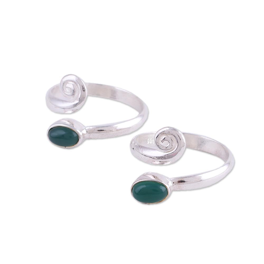 Green Curl Two Green Onyx and Sterling Silver Toe Rings from India