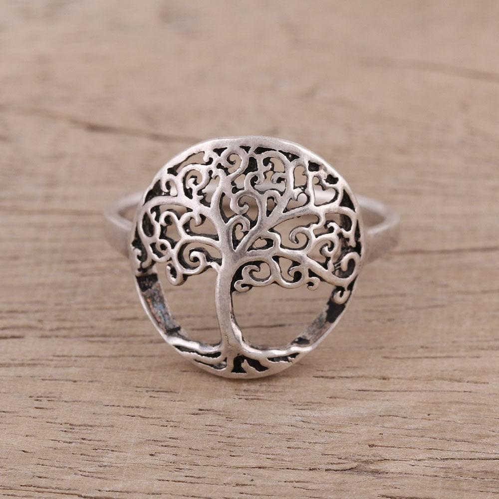 Majestic Jali Tree Indian Sterling Silver Cocktail Ring with Jali Tree Motif