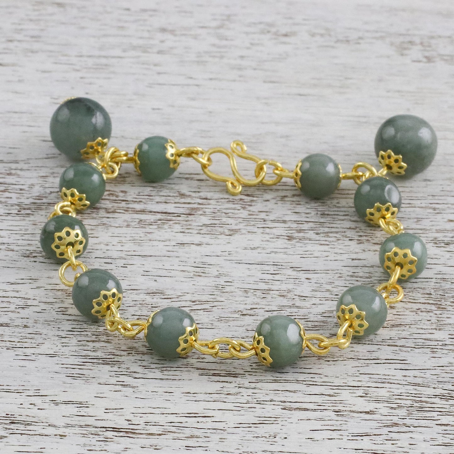 Jade Deluxe 18K Gold Plated Jade Link Bracelet with Hook Clasp