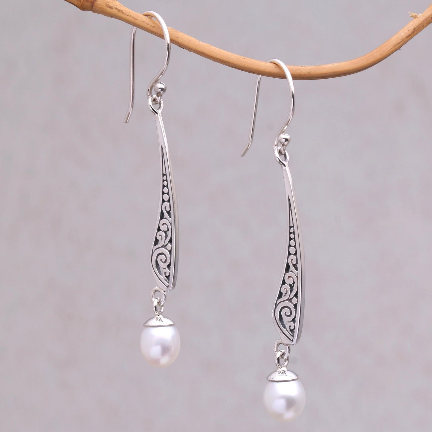 Vine Blades Vine Motif Cultured Pearl Dangle Earrings from Indonesia