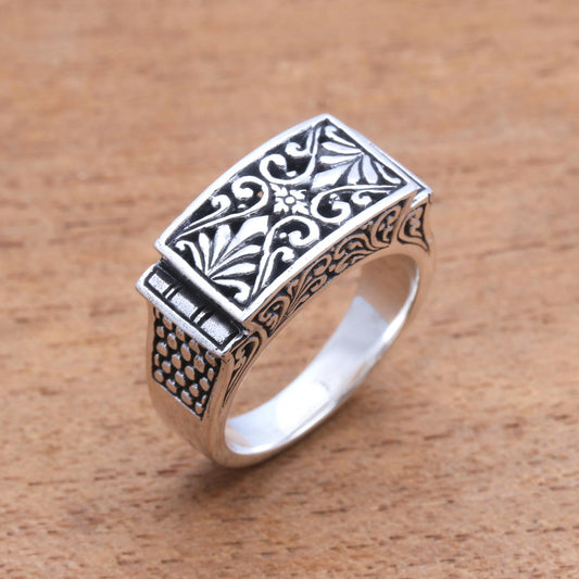 Extraordinary Vines Vine Pattern Sterling Silver Signet Ring Crafted in Bali