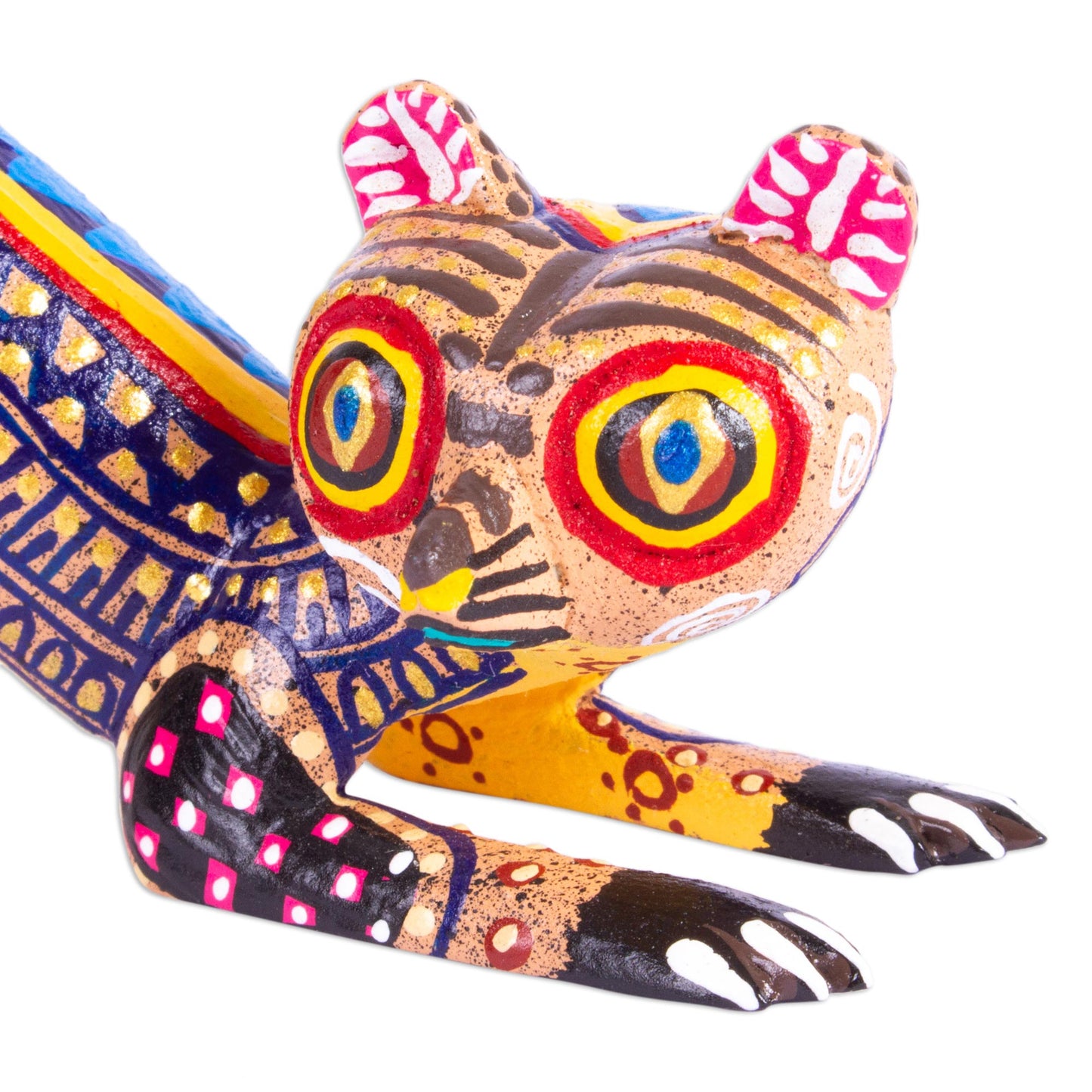 Wide-Eyed Lemur Hand Crafted Lemur Alebrije Figurine